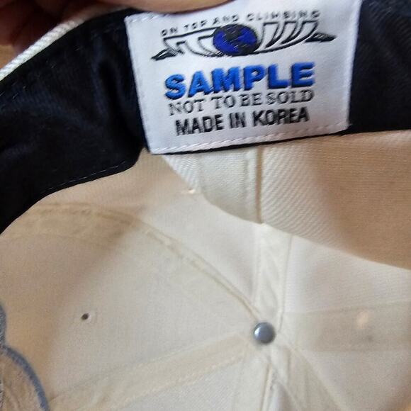 Vtg North Carolina Tar Heels Strapback Hat Cap White UNC Est 1789 NCAA Retro - Picture 9 of 9